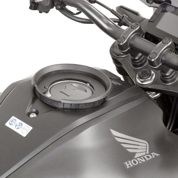 ΣΥΣΤΗΜΑ ΚΛΕΙΔΩΜΑΤΟΣ GIVI BF41 HONDA CB125R / CB300R '18-'19