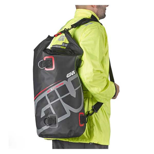 ΣΑΚΟΣ ΟΥΡΑΣ GIVI EA114GR 30L ΜΑΥΡΟ / ΓΚΡΙ / ΚΟΚΚΙΝΟ