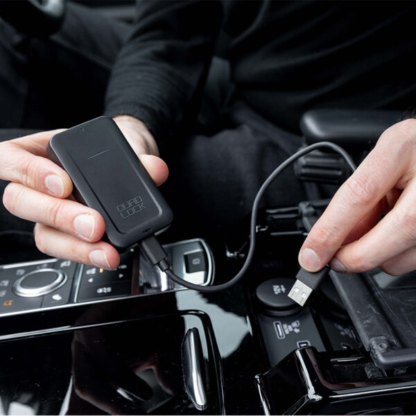 ΑΝΤΑΠΟΡΑΣ ΑΣΥΡΜΑΤΗΣ ΣΥΝΔΕΣΗΣ QUAD LOCK WIRELESS CARPLAY ADAPTOR QLA-CPA