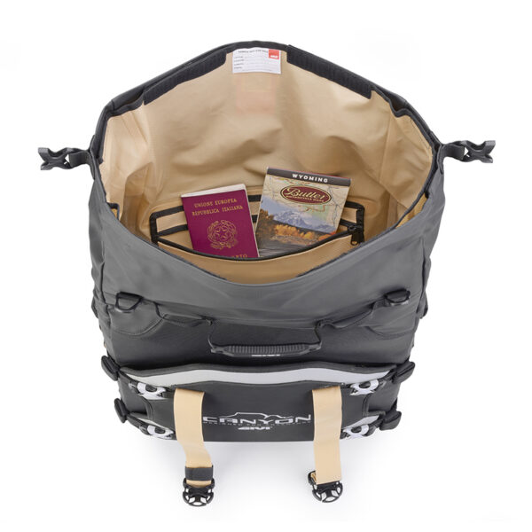 ΤΣΑΝΤΕΣ ΠΛΑΙΝΕΣ GIVI GRT709B 35+35LT CANYON